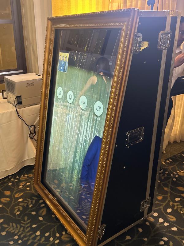Jay's Photo booths So. Cal Photo Booth rentals
